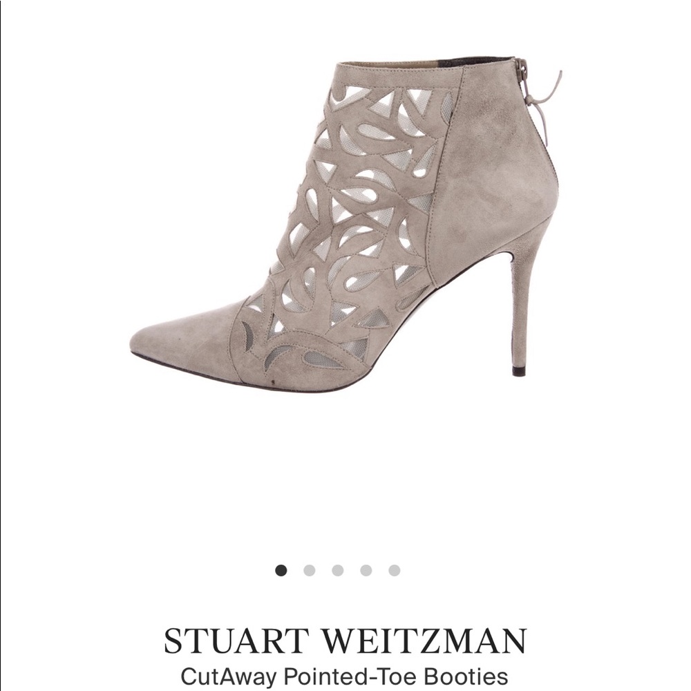 STUART WEITZMAN SZ 9.5 CUTAWAY BOOTIES